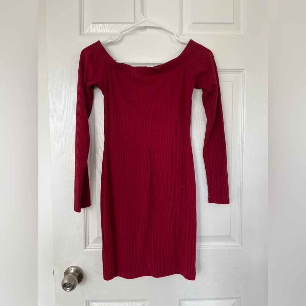 Red MIDI Fashion Nova dress in size medium!